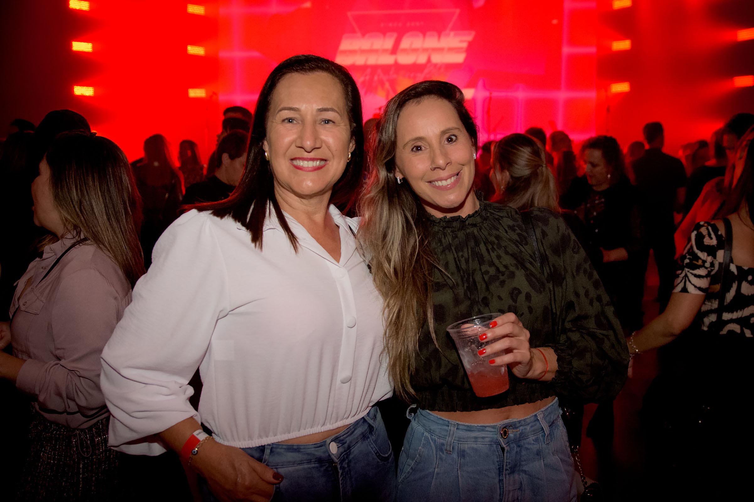 BalonÃª *A Festa VERY 80s and 90s! 23/08/2024