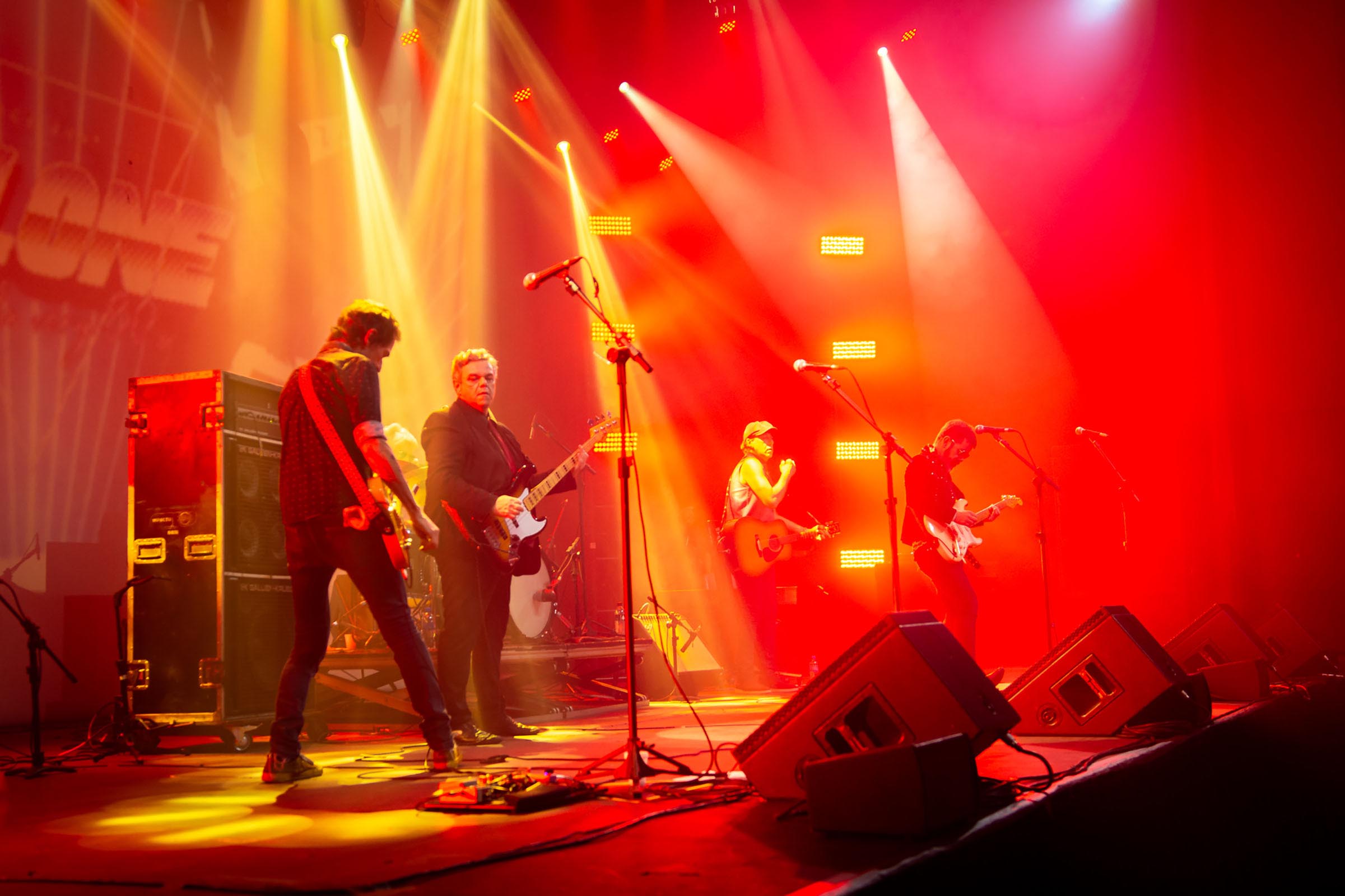 BalonÃª *A Festa VERY 80s and 90s! 23/08/2024