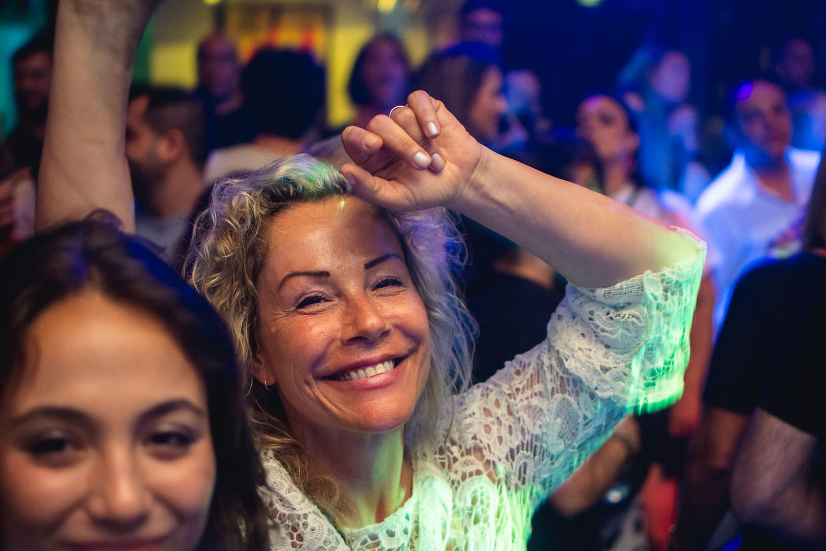 I Wanna Dance With Somebody