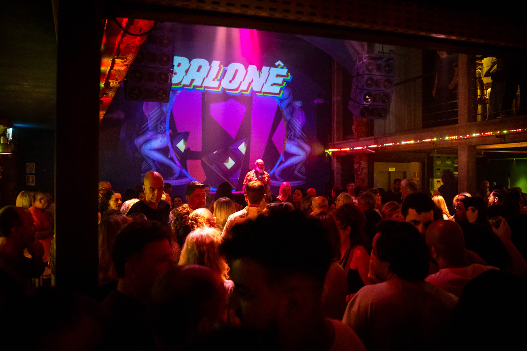 Balonê * A Festa VERY 80s! Festa Anos 80 e 90 06/12/2025