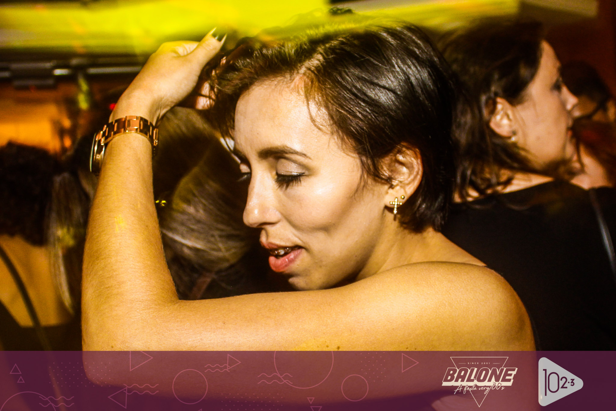 Janeiro ja com a ediÃ§Ã£o bronzeada da Festa VERY80s!