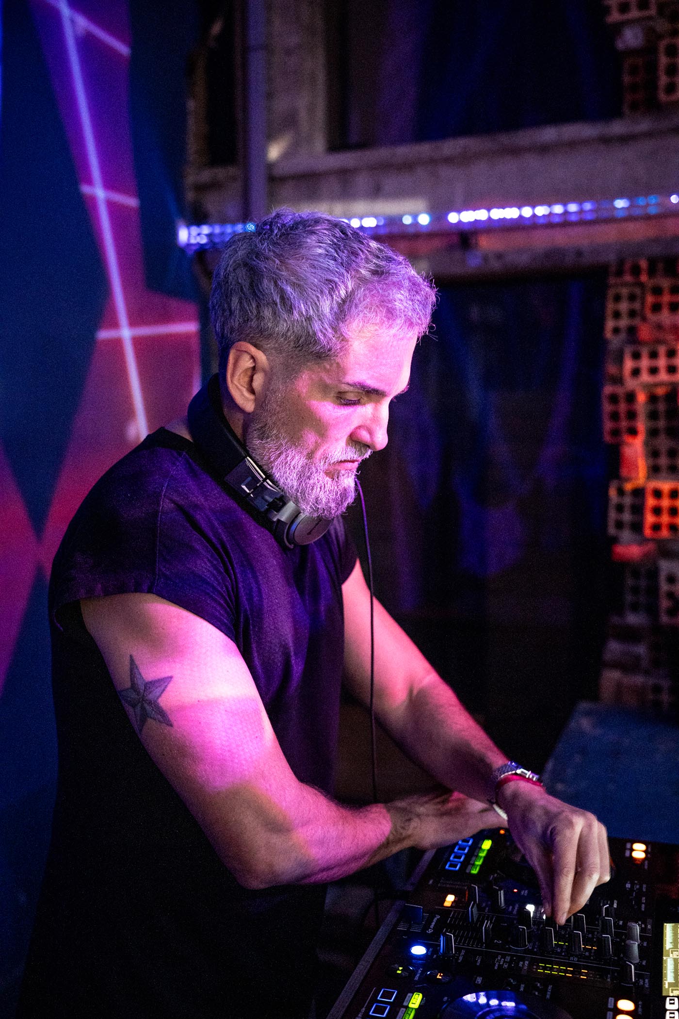 Balonê *A FESTA VERY 80s & 90s! Festa Anos 80 e 90 02/082025