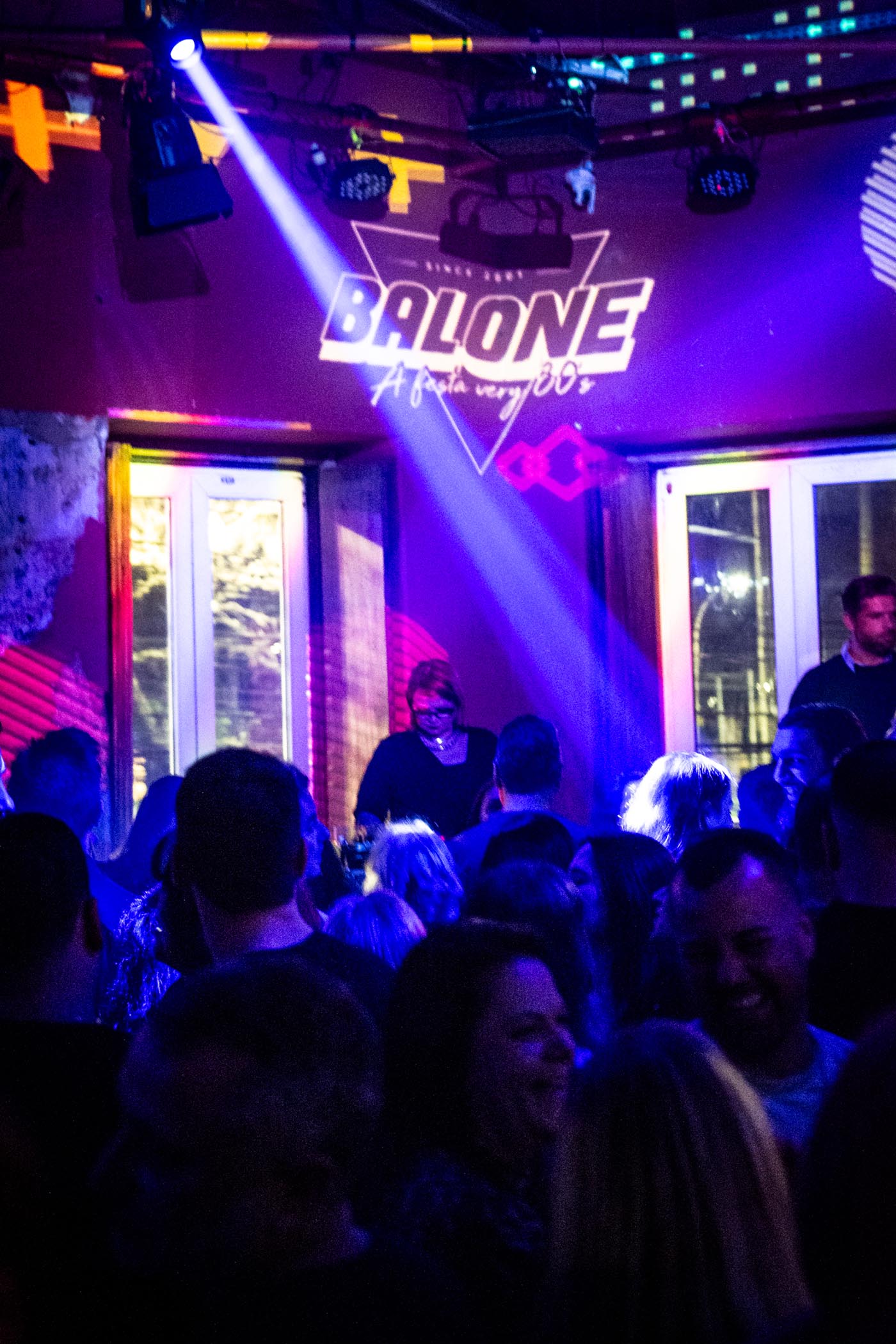 Festa anos 80 e 90 - Balonê *A Festa VERY 80s!