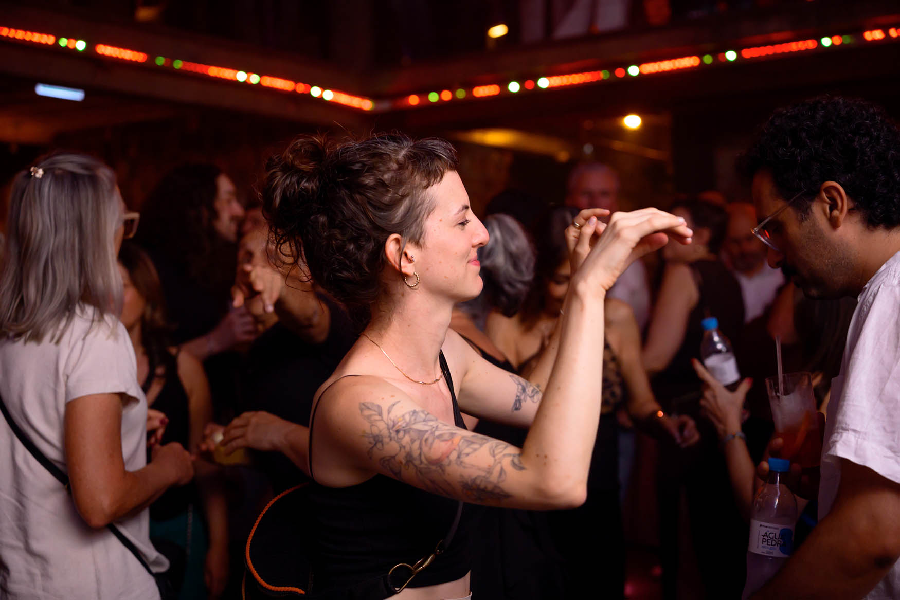 Balonê * A Festa VERY 80s! Festa Anos 80 e 90 06/12/2025