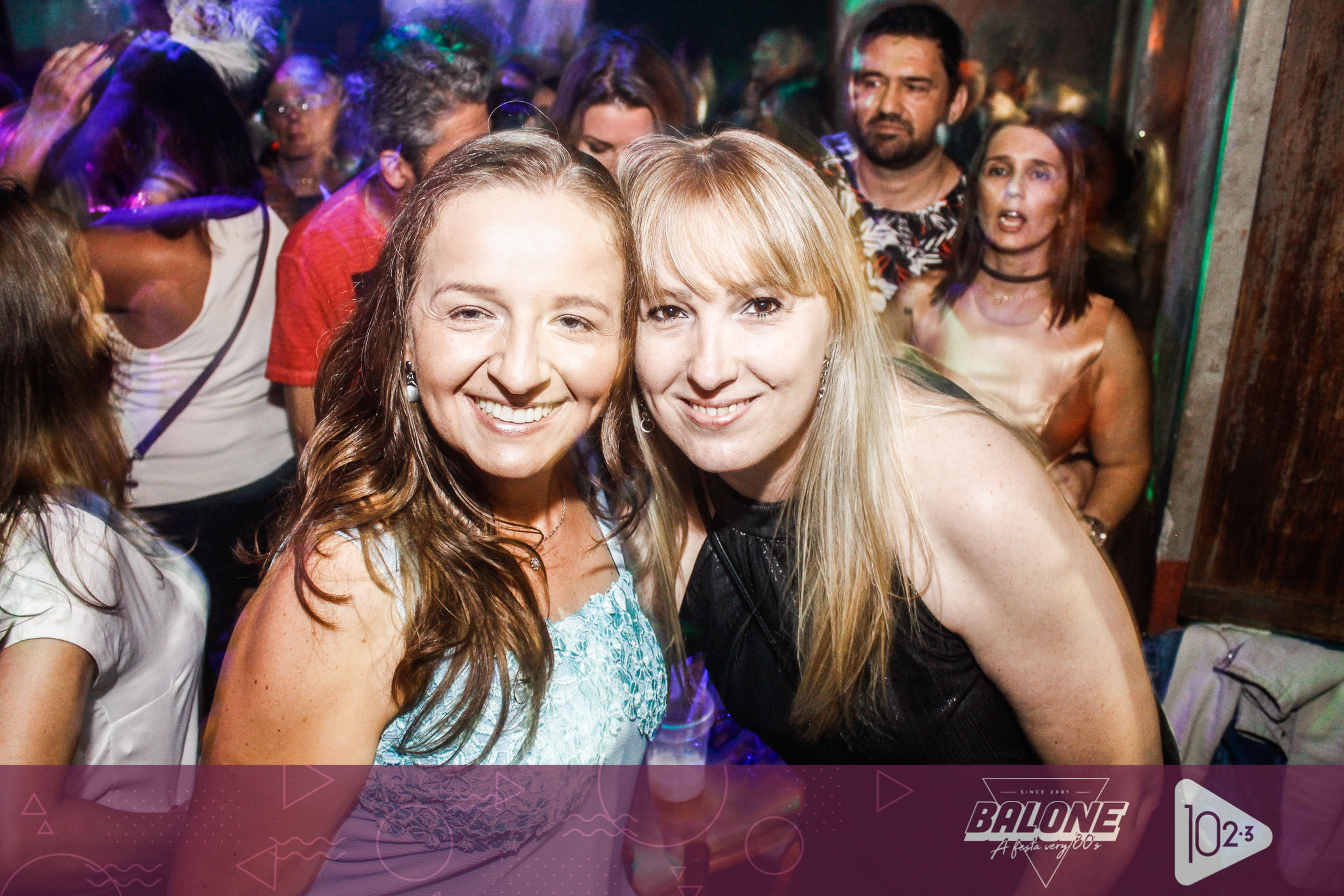 Explode coraÃ§Ã£o na maior felicidade Ã© lindo ver o enterro dos ossos da Festa 