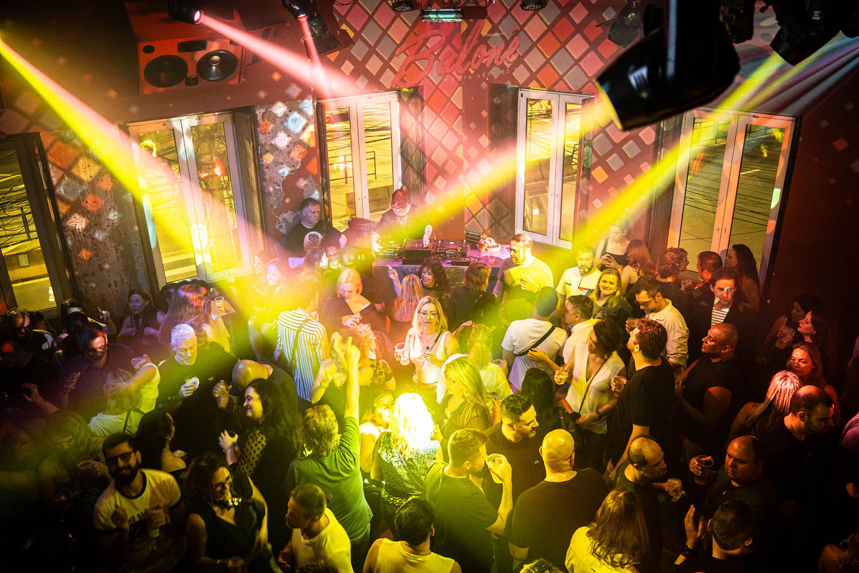 BALONÊ * A FESTA VERY 80S!