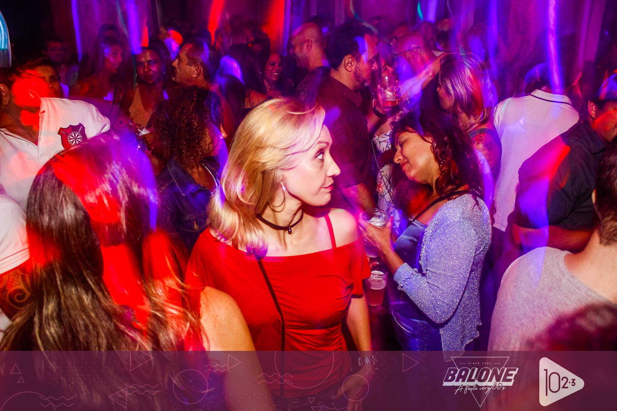 Janeiro ja com a ediÃ§Ã£o bronzeada da Festa VERY80s!