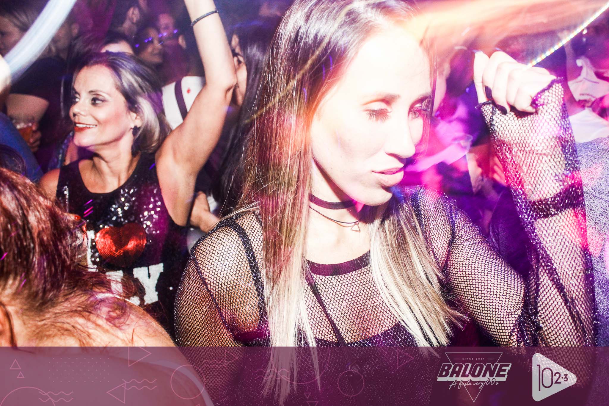 Explode coraÃ§Ã£o na maior felicidade Ã© lindo ver o enterro dos ossos da Festa 