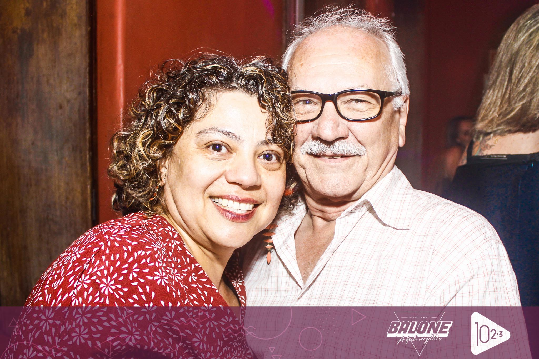 Janeiro ja com a ediÃ§Ã£o bronzeada da Festa VERY80s!