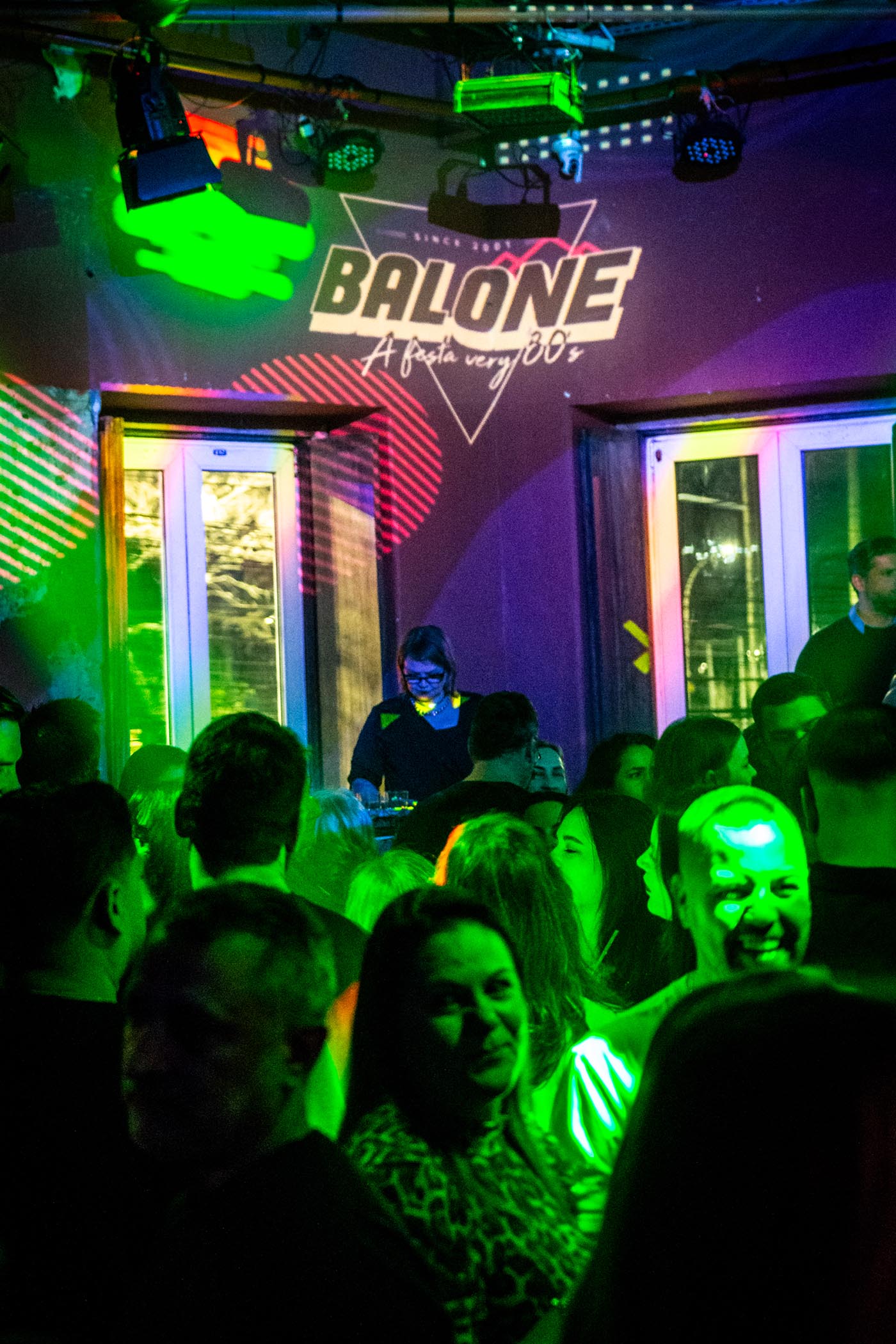 Festa anos 80 e 90 - Balonê *A Festa VERY 80s!