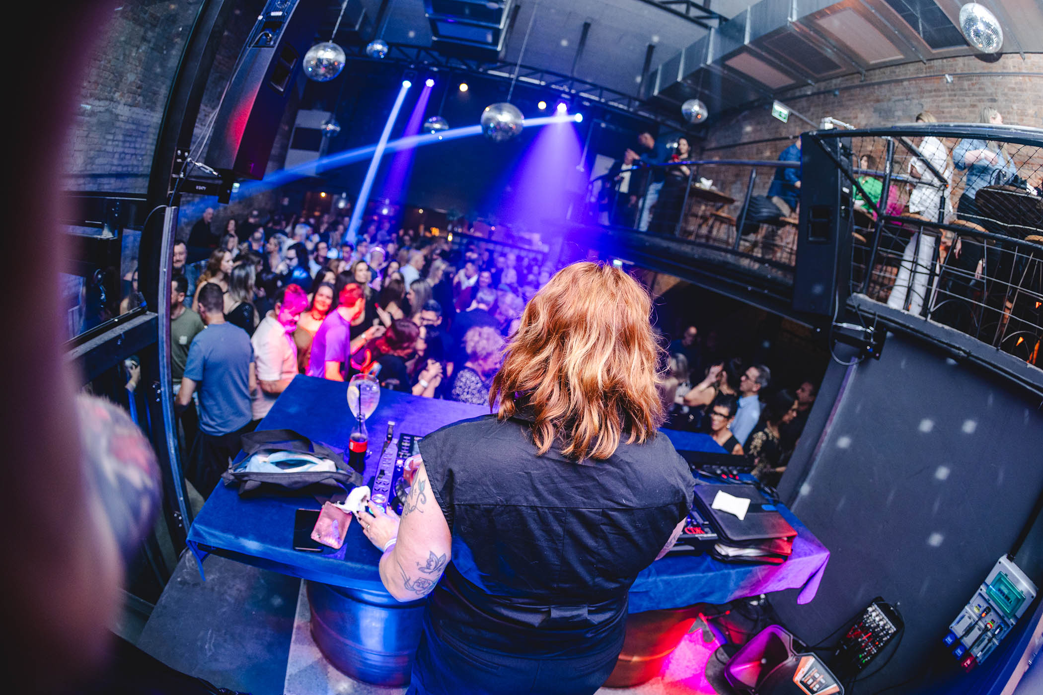 Festa anos 80 e 90 - Balonê *A Festa VERY 80s!