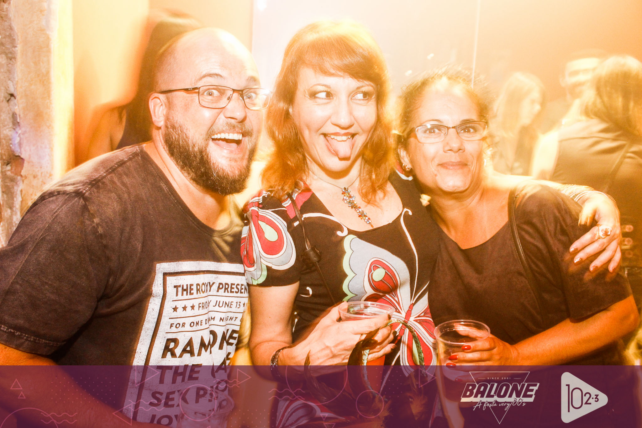 Explode coraÃ§Ã£o na maior felicidade Ã© lindo ver o enterro dos ossos da Festa 