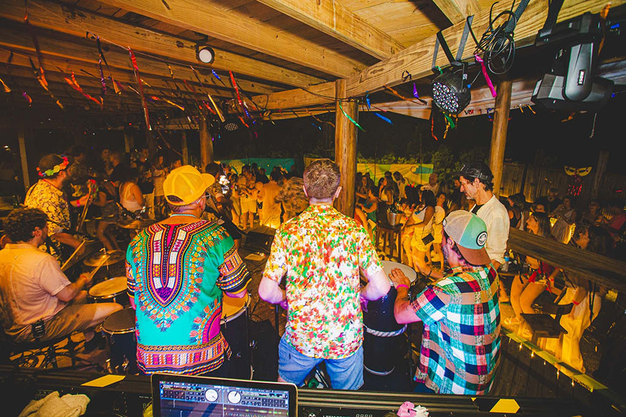 BalonÃª de carnaval em GAROPABA! 01/03/2025
