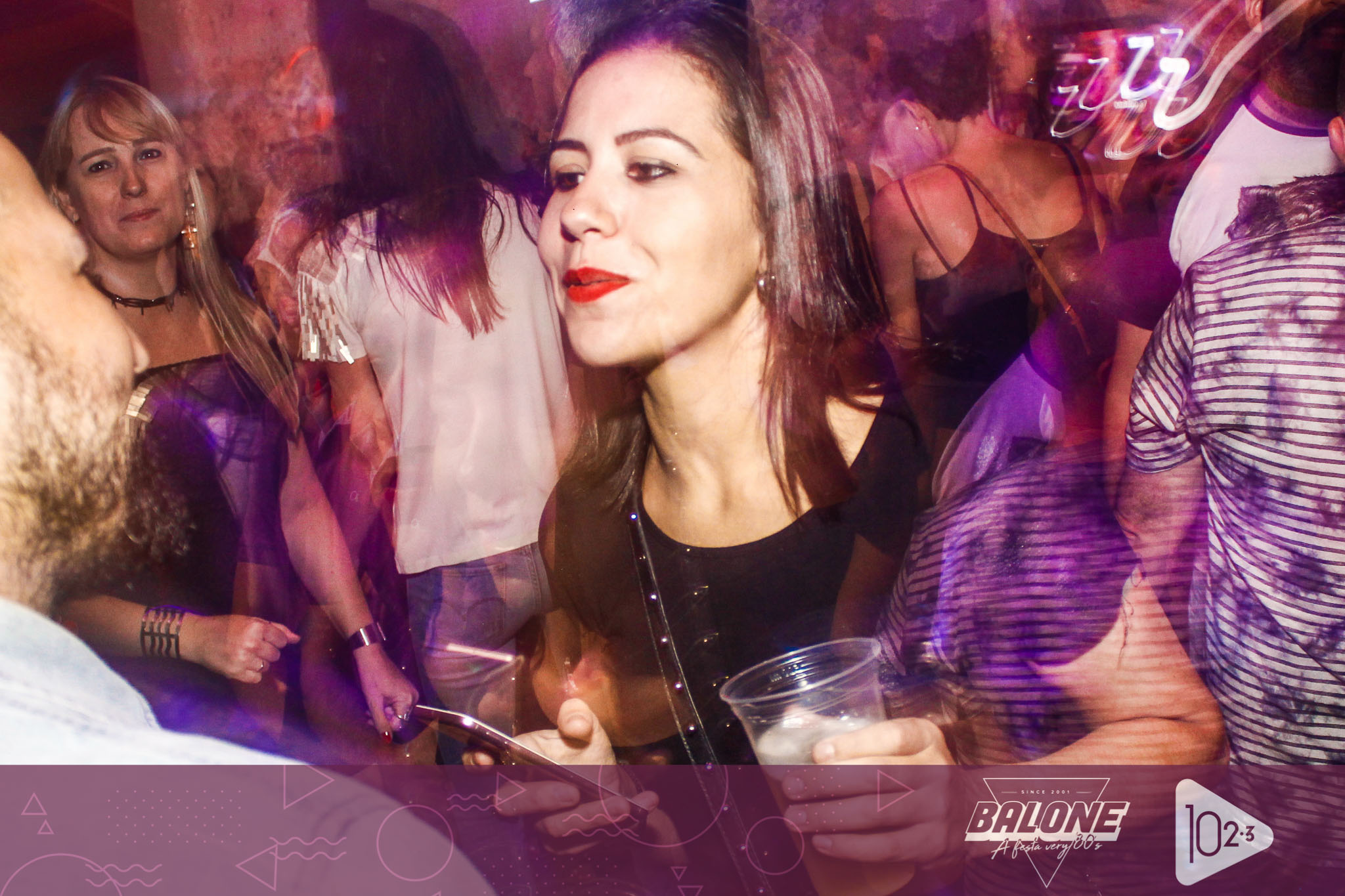 Janeiro ja com a ediÃ§Ã£o bronzeada da Festa VERY80s!