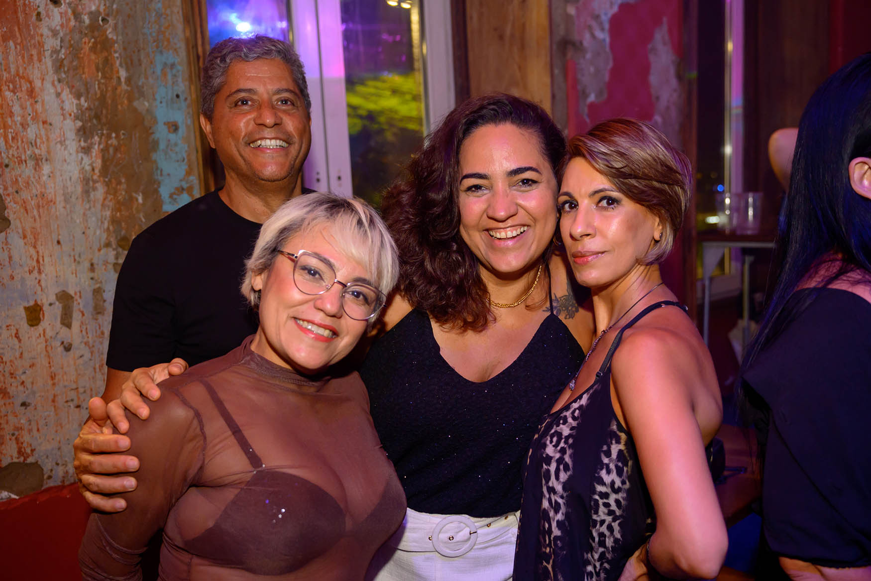 Balonê * A Festa VERY 80s! Festa Anos 80 e 90 06/12/2025