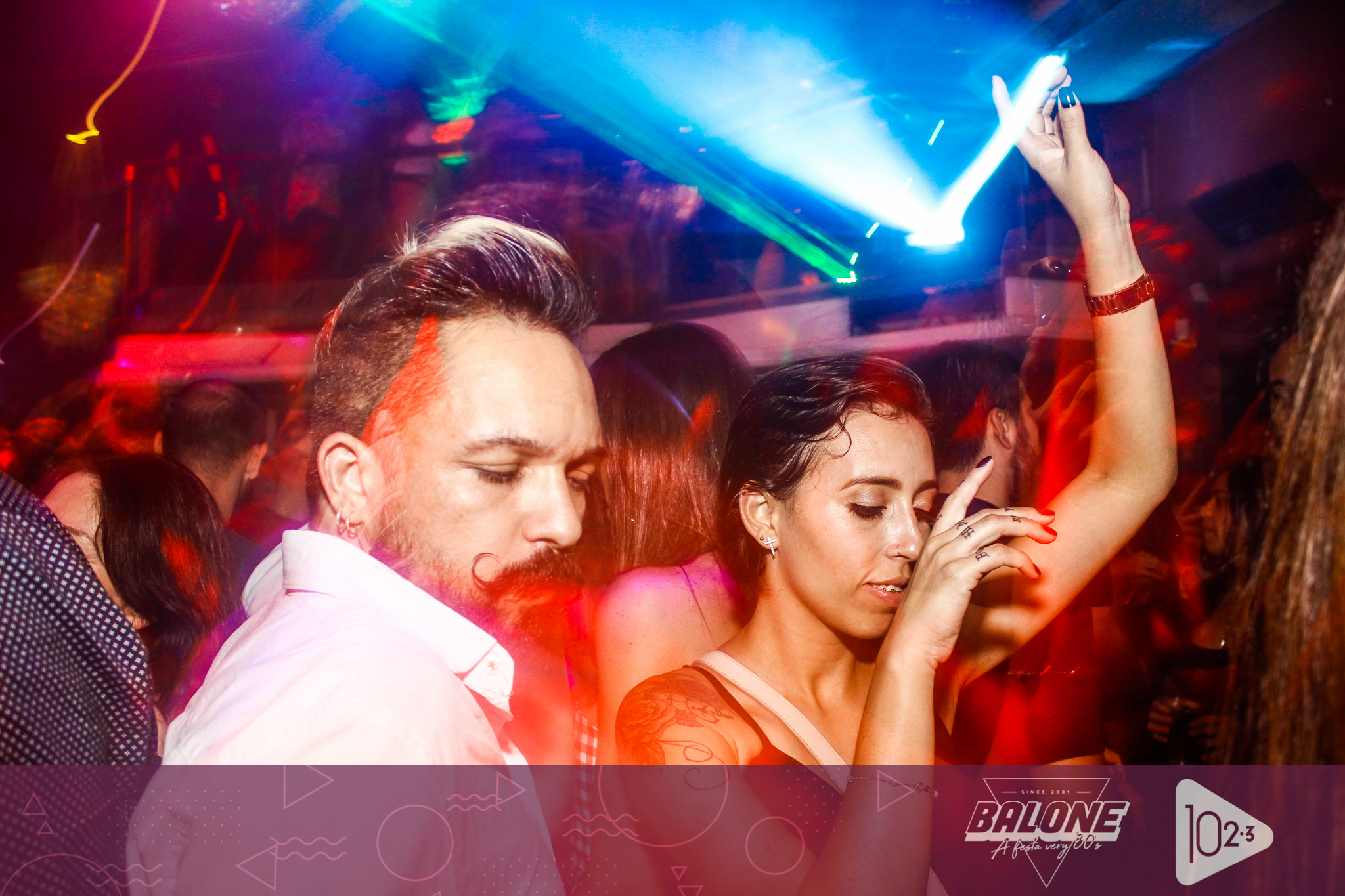 Janeiro ja com a ediÃ§Ã£o bronzeada da Festa VERY80s!