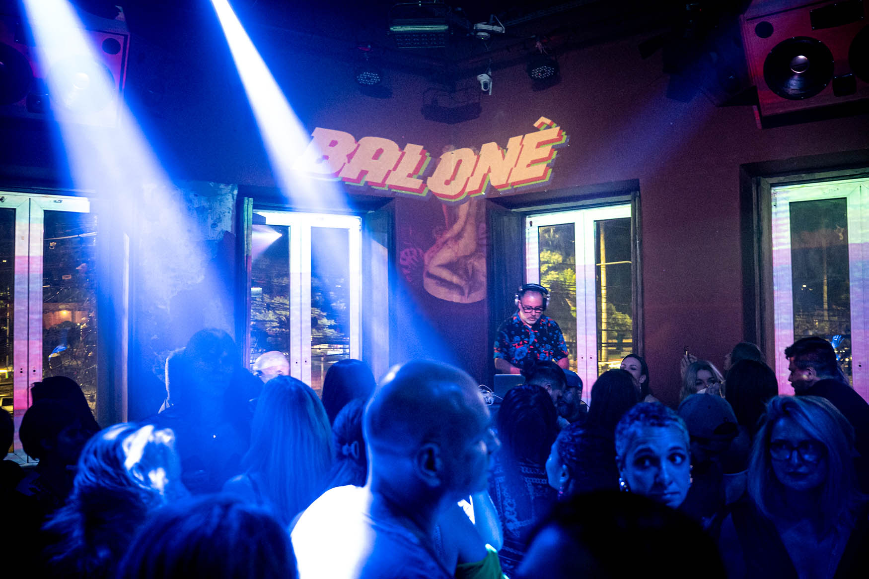 Balonê * A Festa VERY 80s! Festa Anos 80 e 90 06/12/2025