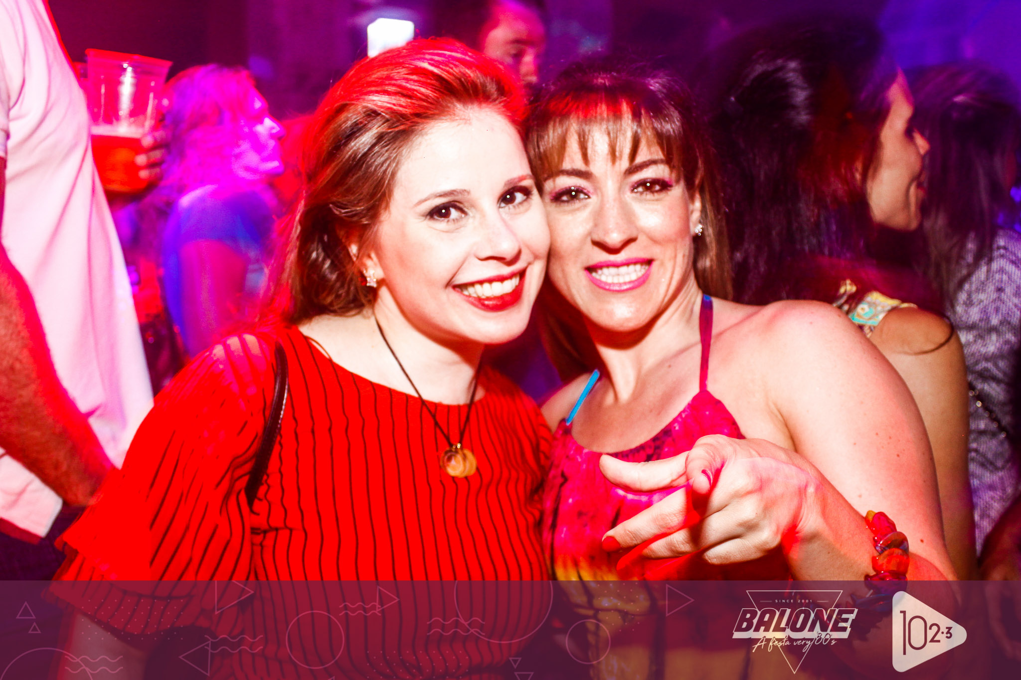 Janeiro ja com a ediÃ§Ã£o bronzeada da Festa VERY80s!