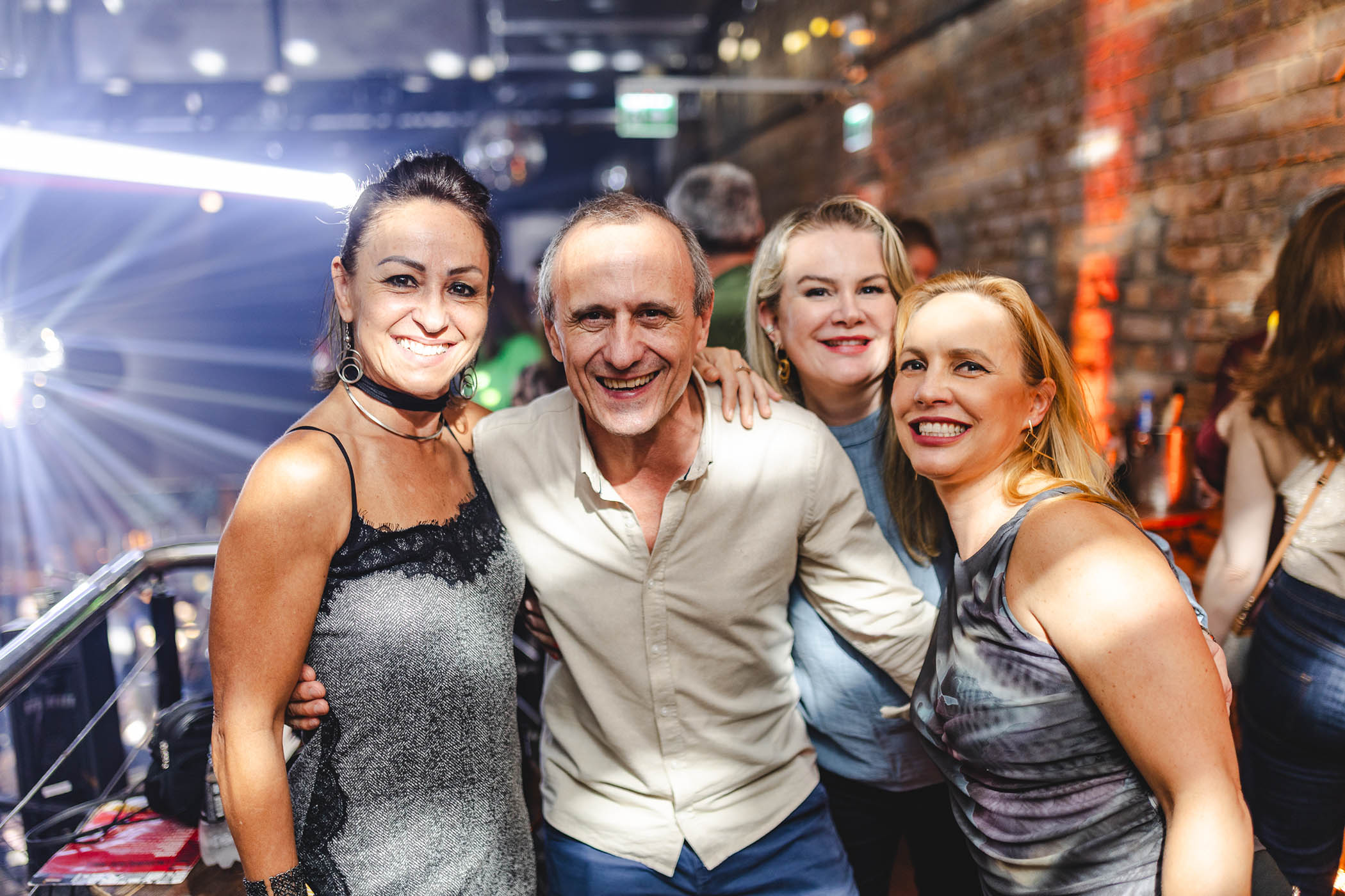 Festa anos 80 e 90 - Balonê *A Festa VERY 80s!