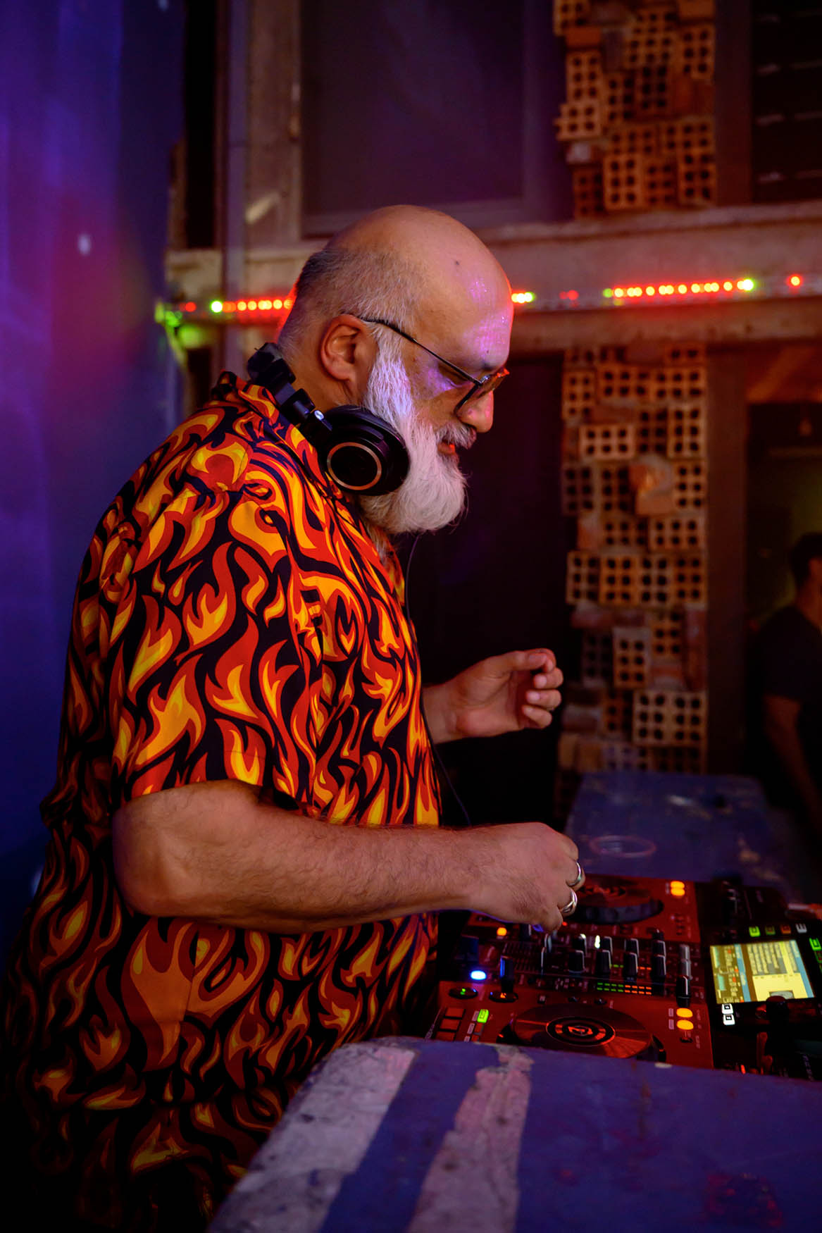 Balonê * A Festa VERY 80s! Festa Anos 80 e 90 06/12/2025