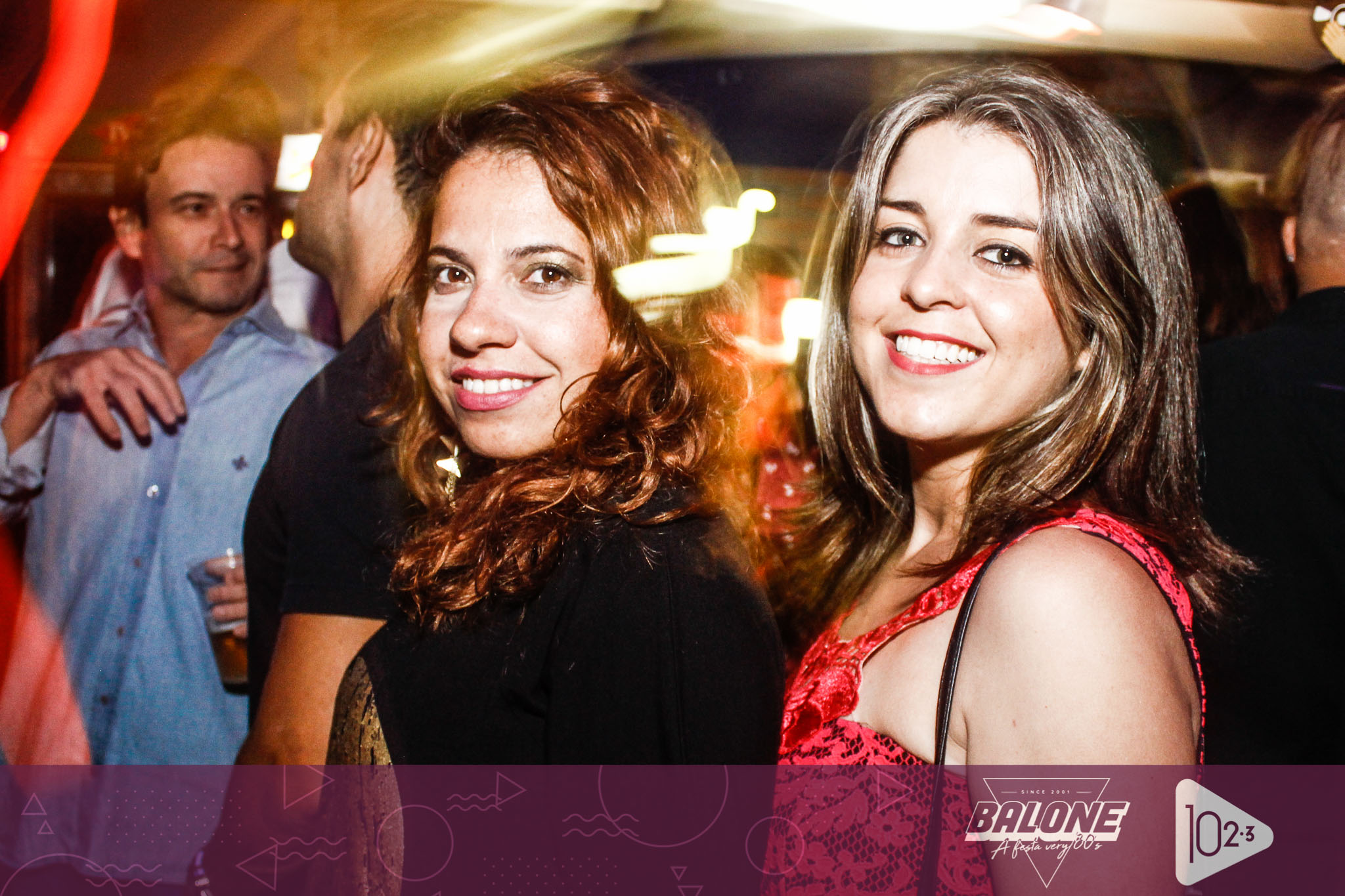 Explode coraÃ§Ã£o na maior felicidade Ã© lindo ver o enterro dos ossos da Festa 