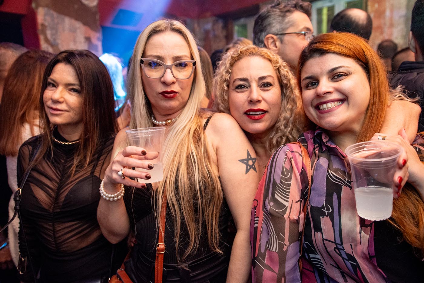 Festa anos 80 e 90 - Balonê *A Festa VERY 80s!