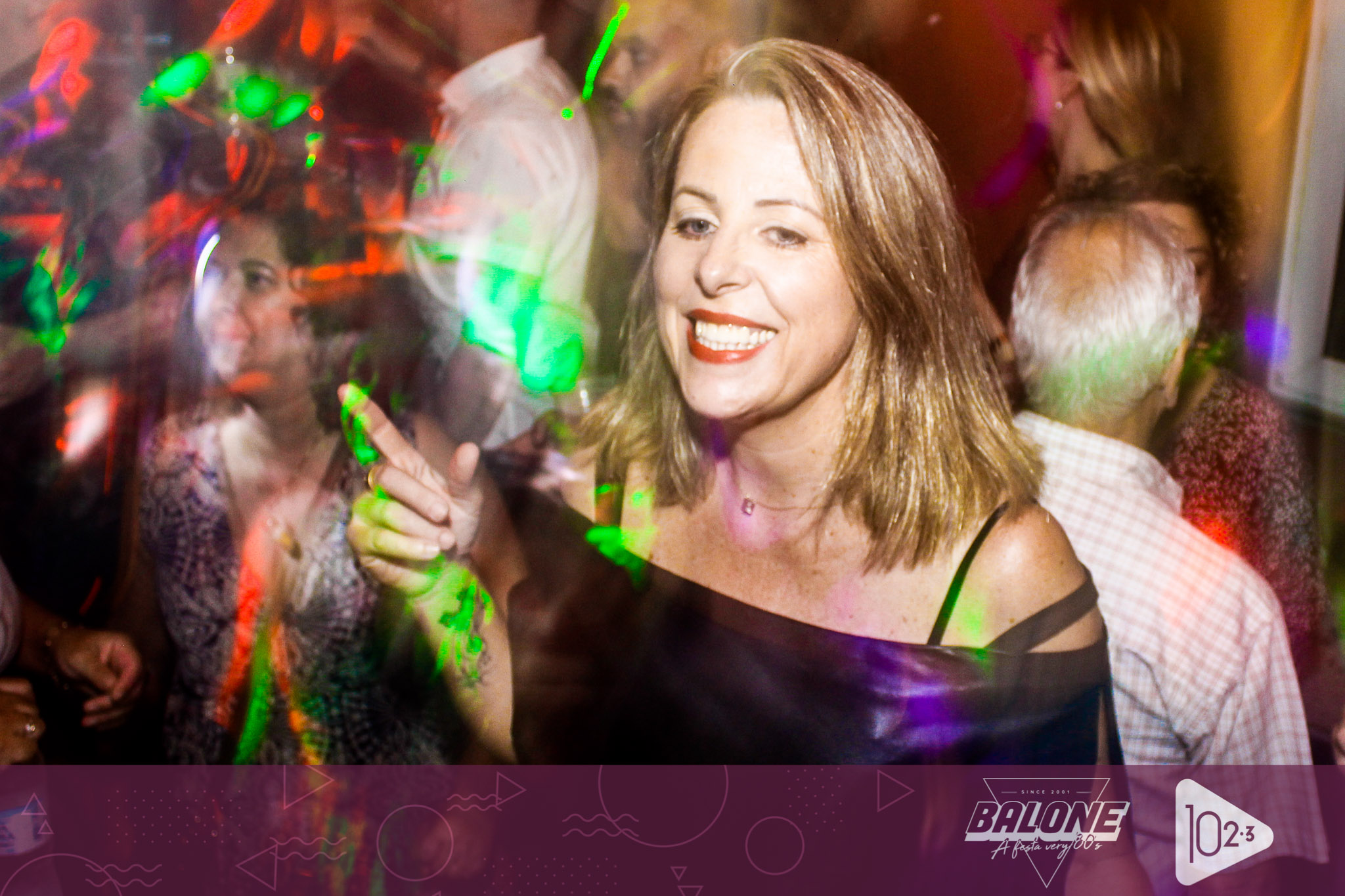 Janeiro ja com a ediÃ§Ã£o bronzeada da Festa VERY80s!