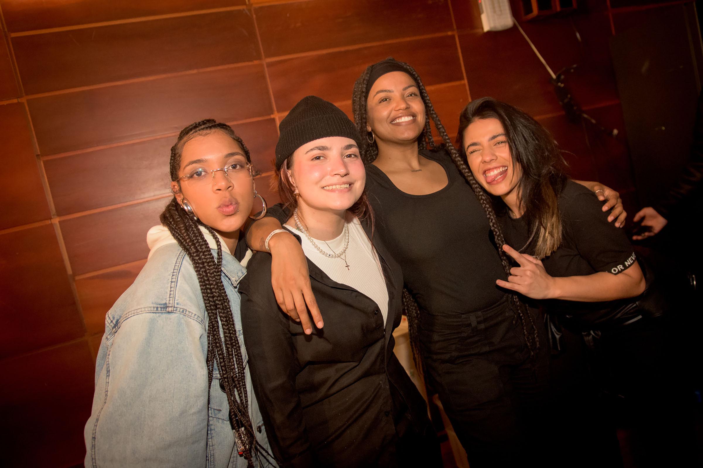 BalonÃª *A Festa VERY 80s and 90s! 23/08/2024