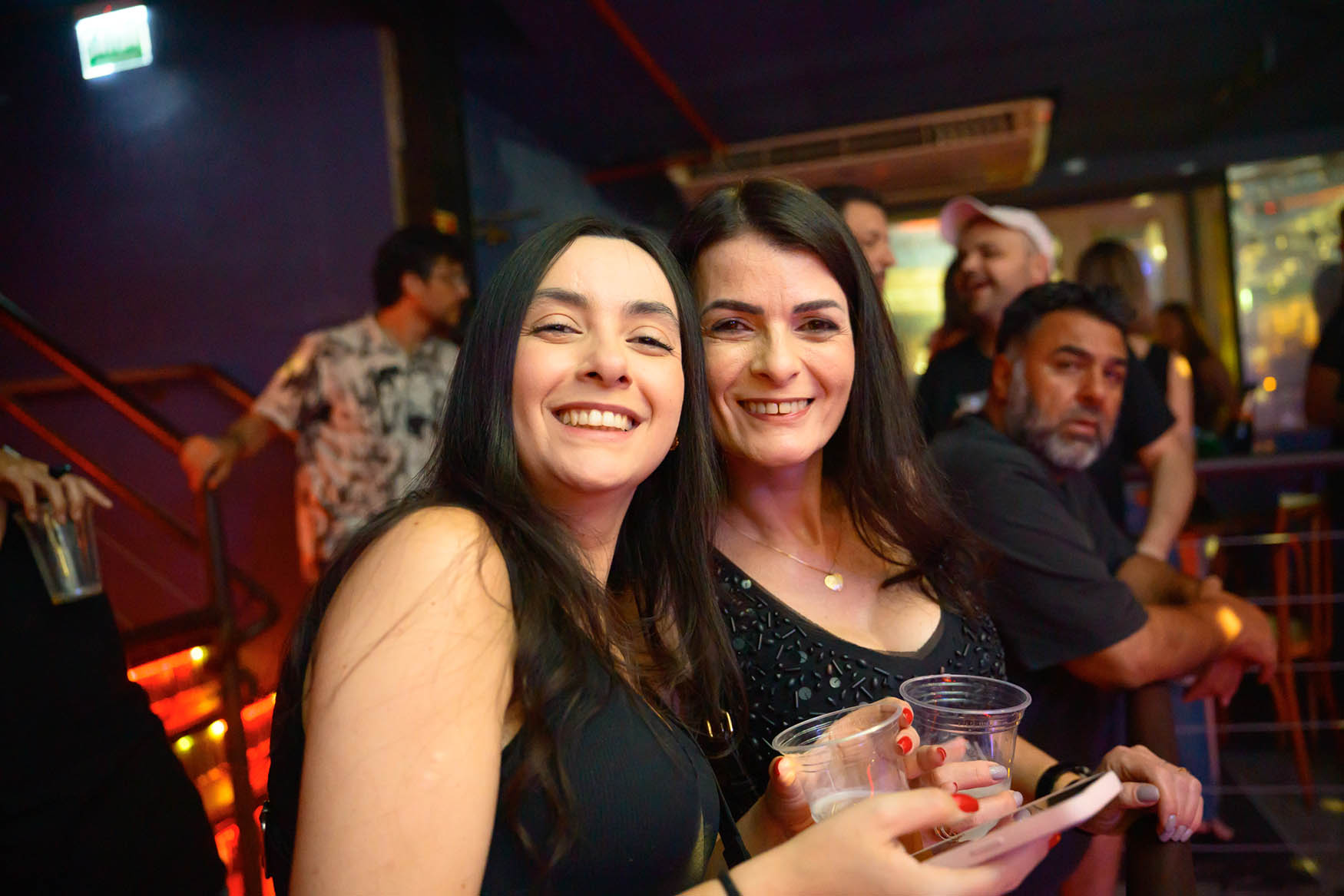 Balonê * A Festa VERY 80s! Festa Anos 80 e 90 06/12/2025