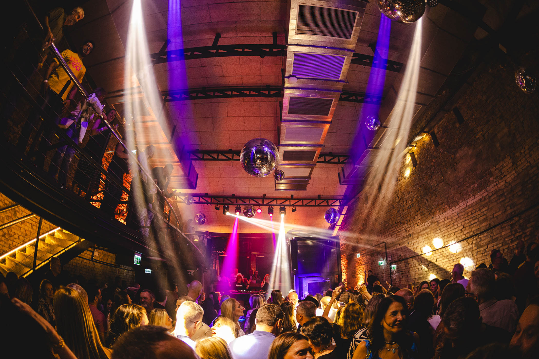 Festa anos 80 e 90 - Balonê *A Festa VERY 80s!