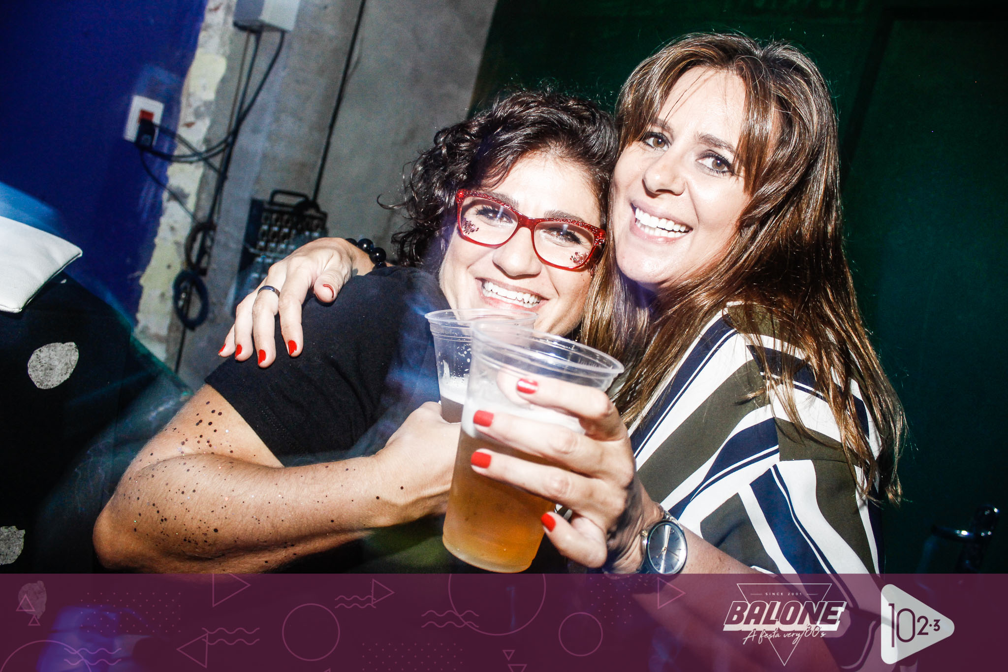 Explode coraÃ§Ã£o na maior felicidade Ã© lindo ver o enterro dos ossos da Festa 