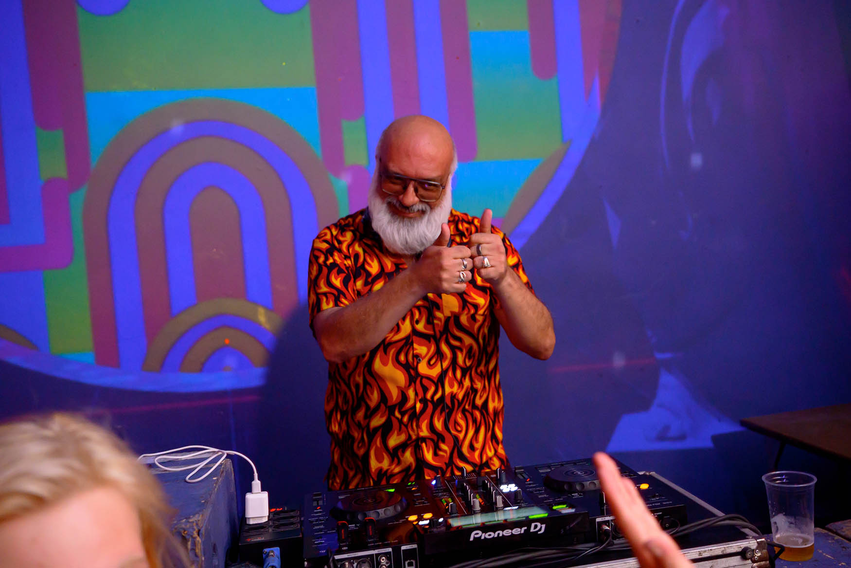 Balonê * A Festa VERY 80s! Festa Anos 80 e 90 06/12/2025