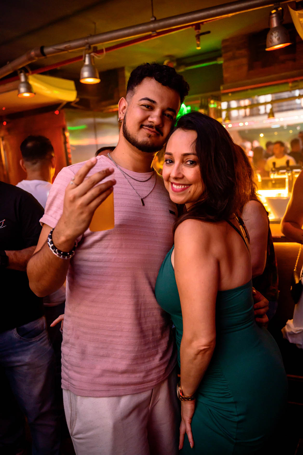 Balonê * A Festa VERY 80s! Festa Anos 80 e 90 06/12/2025