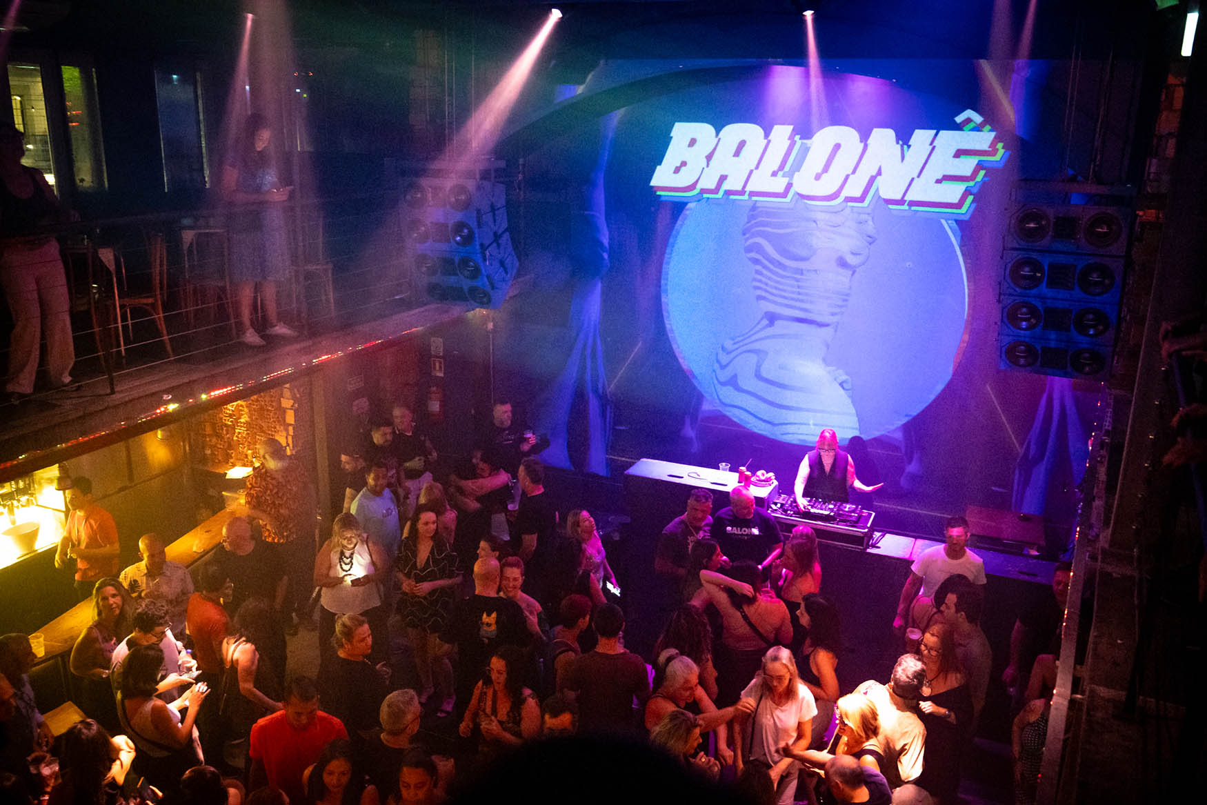 Balonê * A Festa VERY 80s! Festa Anos 80 e 90 06/12/2025