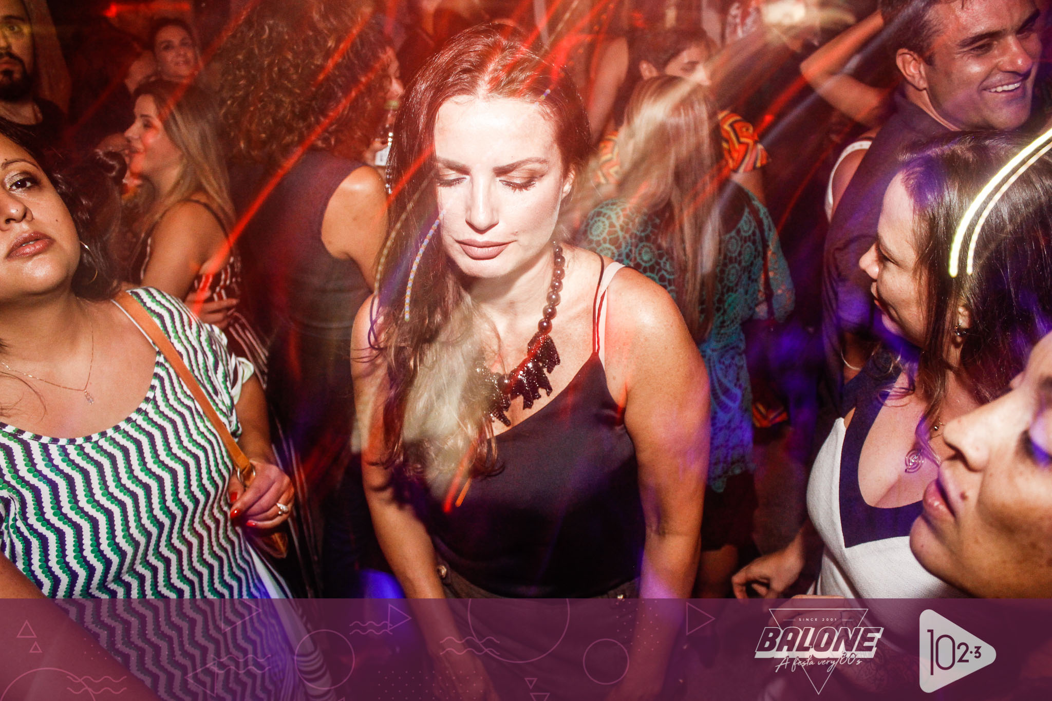 Explode coraÃ§Ã£o na maior felicidade Ã© lindo ver o enterro dos ossos da Festa 