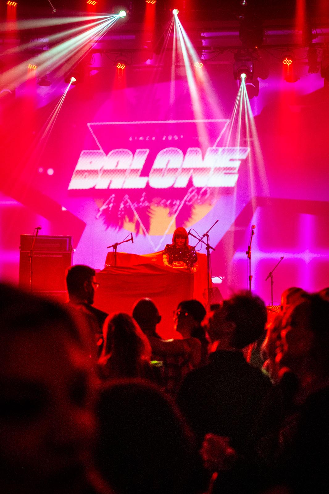 BalonÃª *A Festa VERY 80s and 90s! 23/08/2024