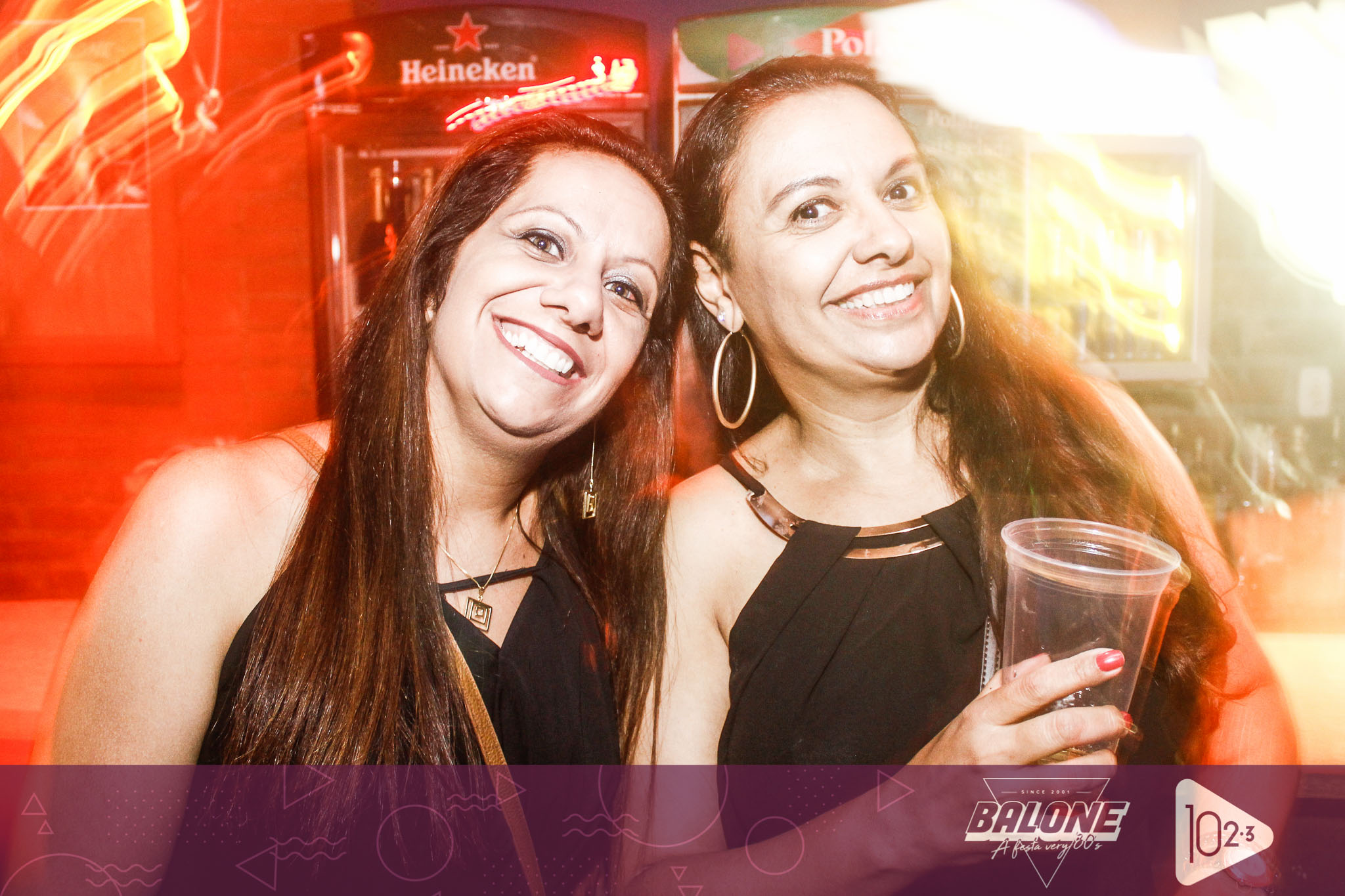 Explode coraÃ§Ã£o na maior felicidade Ã© lindo ver o enterro dos ossos da Festa 