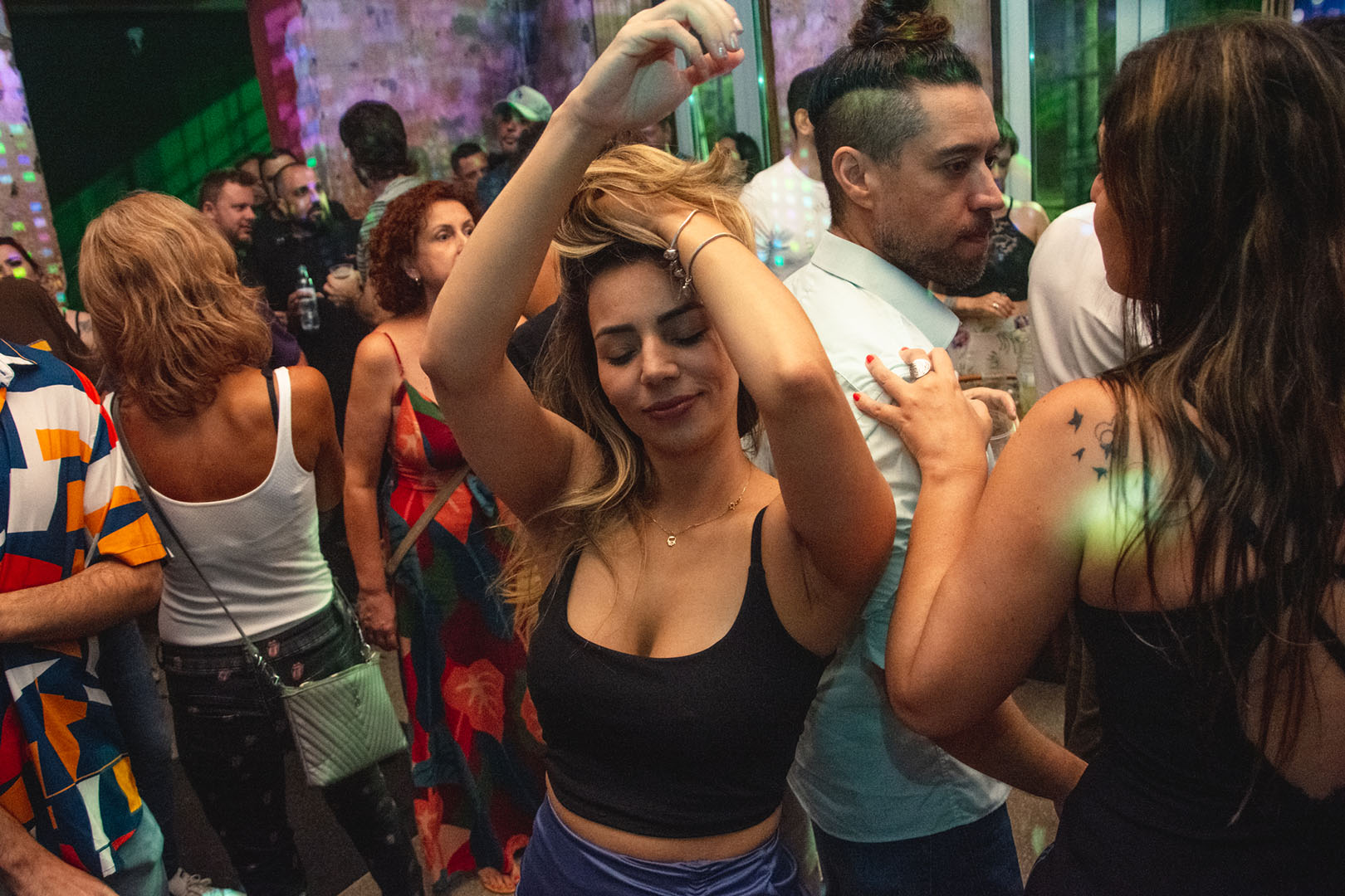I Wanna Dance With Somebody